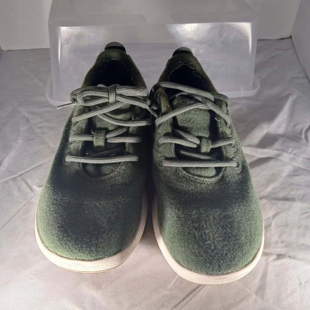 Allbirds Wool Runner Womens‎ 9 Olive Green Merino Wool Sneakers WRM W9 0523 NV1